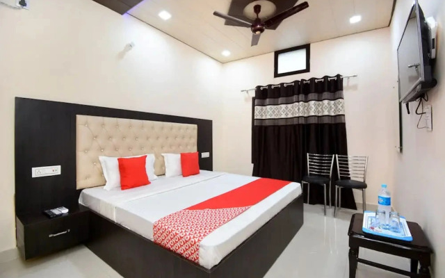 Aashiaana Guest House by OYO Rooms