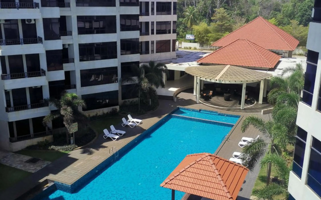 Samsuria Beach Resort & Residence