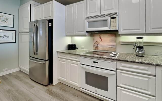 Beach Colony Towers by Southern Vacation Rentals