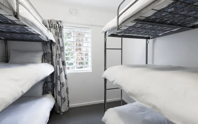 DS Backpackers Hostel