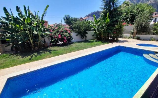 Villa Yeliz
