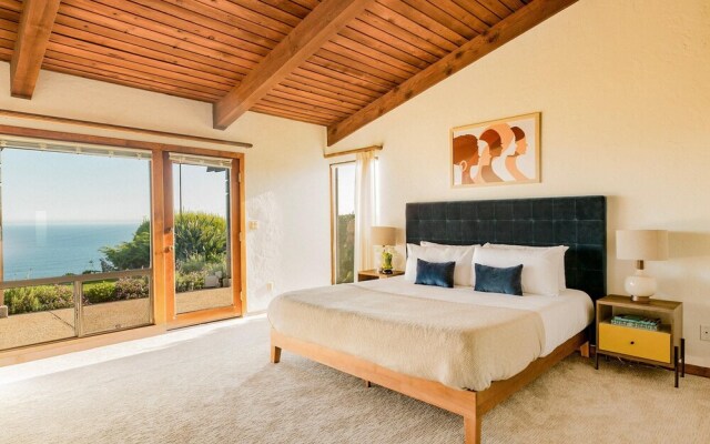 Cliffridge by AvantStay