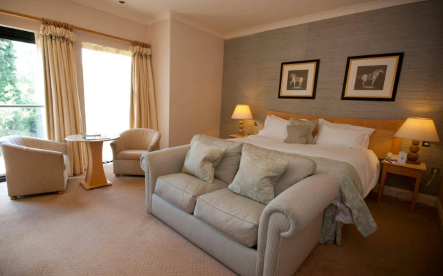 Careys Manor & Senspa