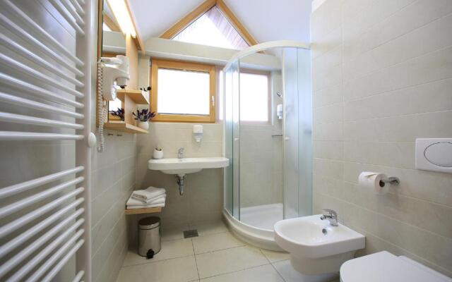 Apartments and Rooms Bernik