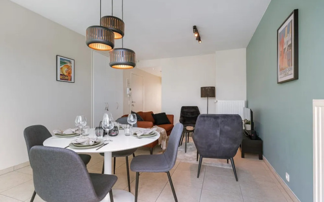 Huswell - Cozy Seaside Apartment With Terrace