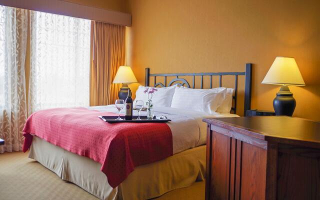 Holiday Inn Pewaukee - Milwaukee West by IHG