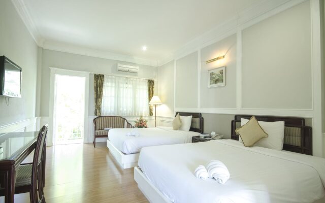 Rachawadee Resort and Hotel (SHA Extra Plus)