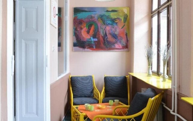 Hostel Zlatna Greda