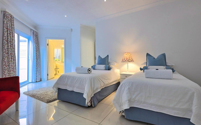 Denhill Villa Unit 4