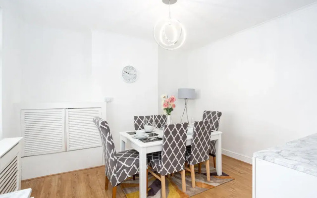The Woodgrange by Sorted Stay