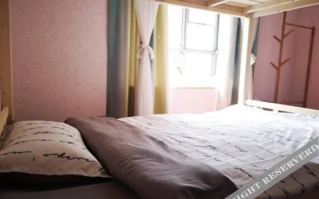 Xigui Xiaoyuan Youth Hostel