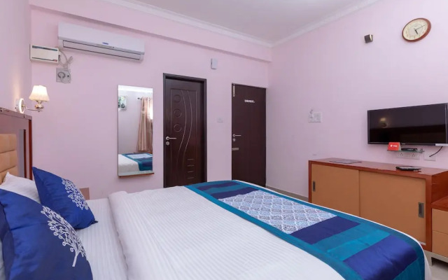 Oyo 17224 Swarnam Residency