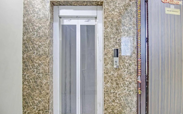 OYO Flagship IAE522 Hotel Cozzy Homes Stay