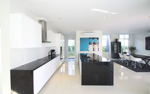 Hua Hin 5 Bedrooms Mansion B3