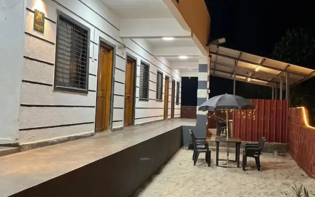 Crown hotel