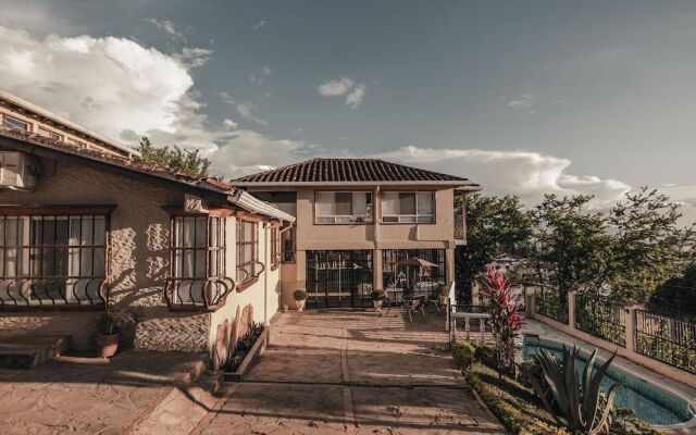 Casa Lago Boutique