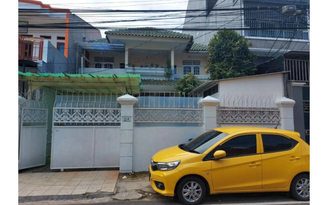 Eiffel Residence Tarakan by ZUZU