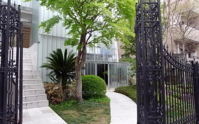 Yotsuya Mayflower House Guesthouse