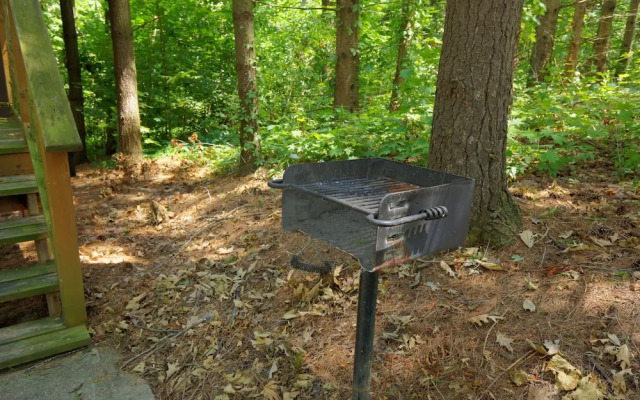 Pine Cove Lodging