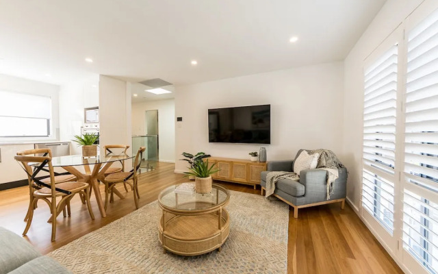 Sandcastle, 26a Winsor Street