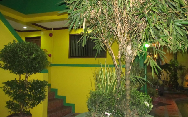 Drifters British Pub and Apartelle