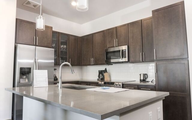 Heaven on Nashville Furnished Apartments