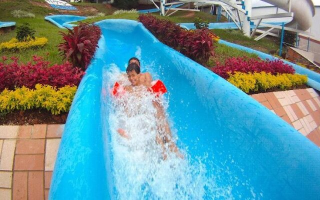 Hotel Toboganes de Melgar