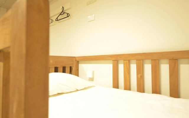 Yadokari Namba Hostel