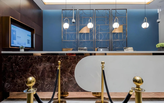 Yitel Collection (Shanghai Hongqiao Gubei Road, Yili Road Metro Station)