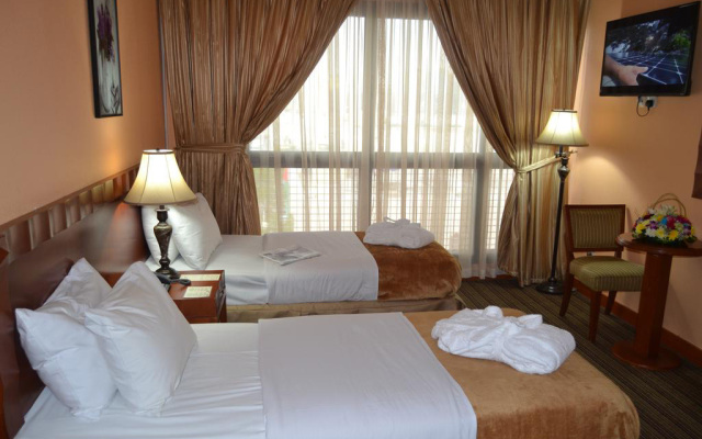 Top Stars Hotel