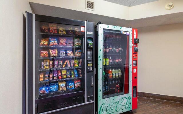 Red Roof Inn PLUS+ El Paso East