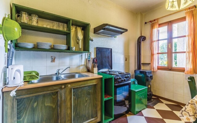 Stunning Home in Premantura With Wifi and 2 Bedrooms