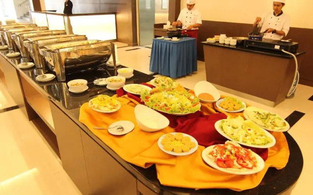 Grand Talita Hotel and Resort – Meal – Cipanas