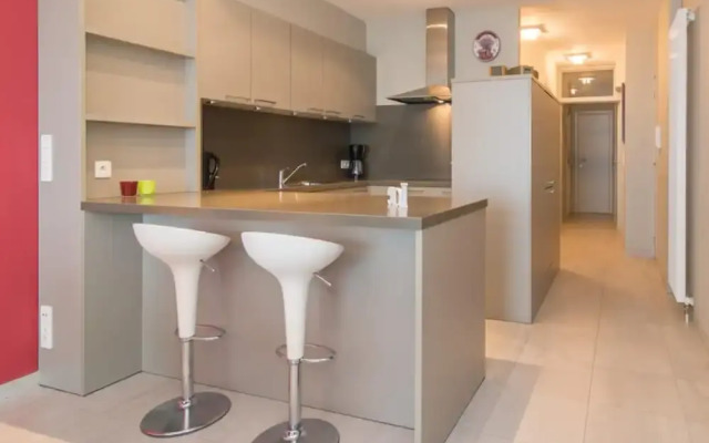 Apartment With Frontal sea View