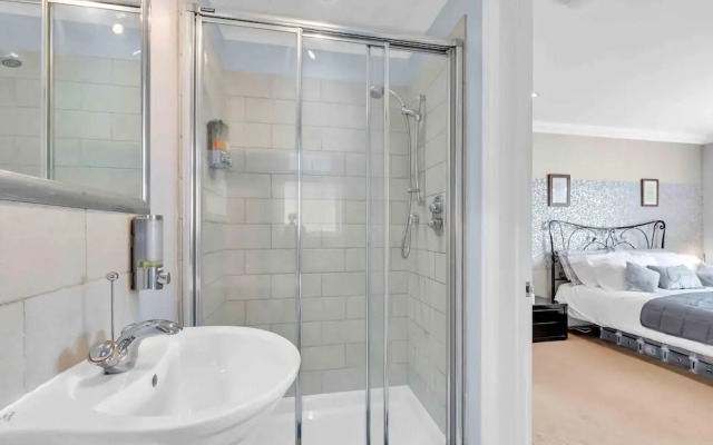 Sea Downs House With Free Parking By My Getaways