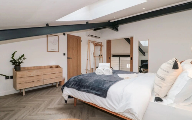 Tilia Barn