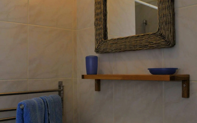 Bantopa Apartments and Villas