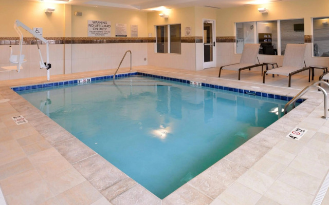 Courtyard by Marriott Toledo North