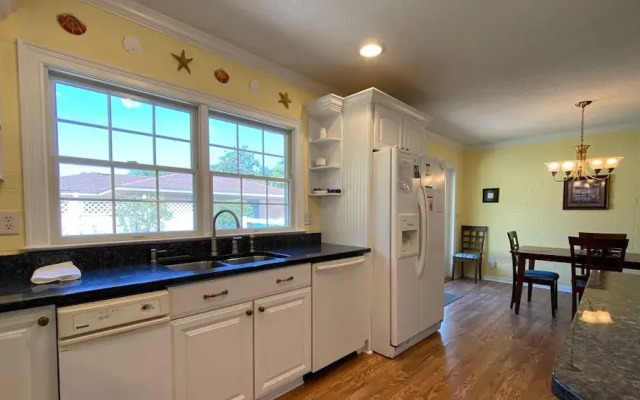 Lyons Den 3 Bedroom Home