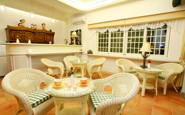 Riverside B&B