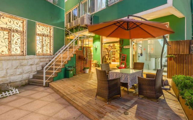 Occasion Inn (Qingdao Zhanqiao Zhongshan Road Subway Station)