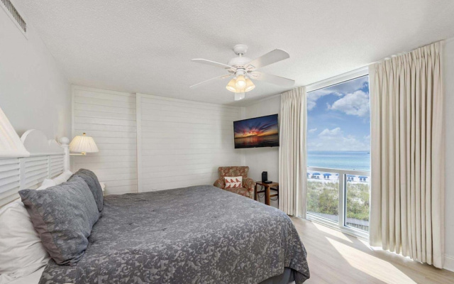 Shoreline Towers 2036 3 Bedroom Condo