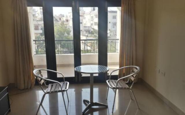 Cosy Banjara Service Apartments & Guest Houses