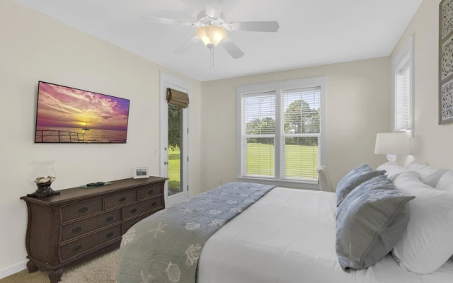 1285 Laurel Grove 'seabatical'