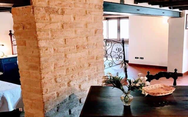Spoleto Contessa Media, Central Spoleto, Sleeps 4
