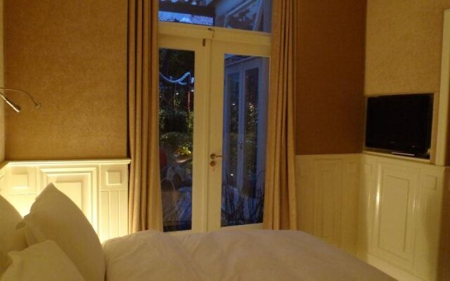 Garden Suite Centre