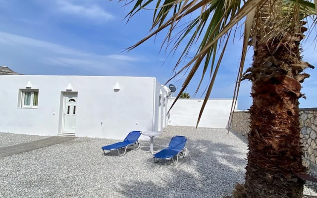 Sea Sound Villa at Perivolos Santorini