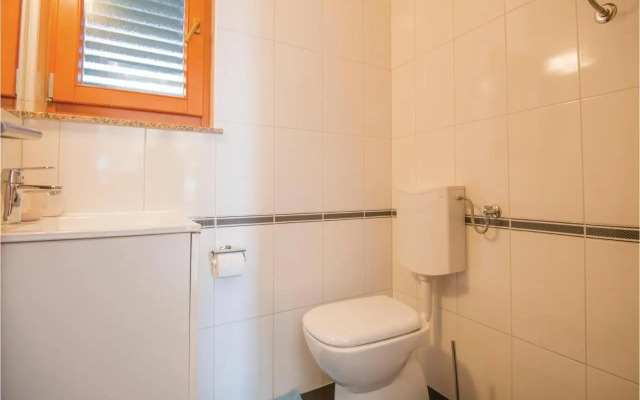 Three-Bedroom Holiday Home in Imotski