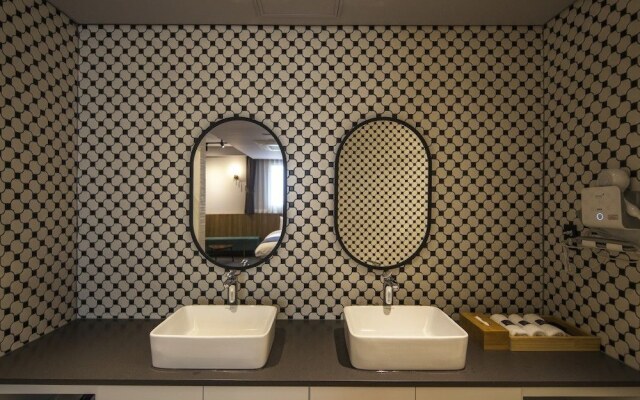 Hotel Crape Gyeongsan