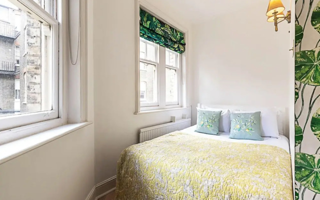 Stylish Buckingham Apartment Victoria